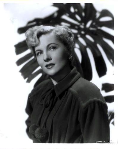 Joan Fontaine - Photo Colection